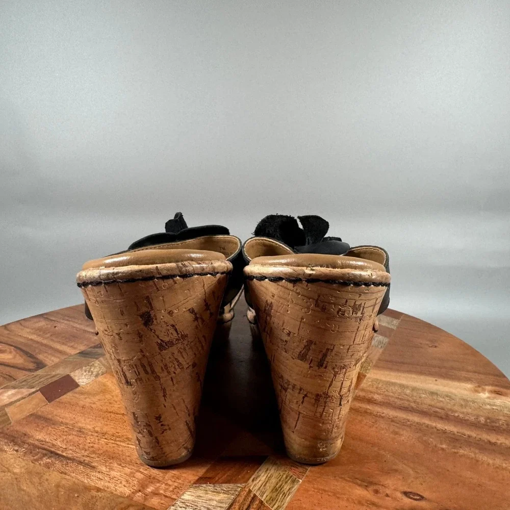 b.o.c. Born Concept Women 7M Black Leather Flower Wedge Slide Sandals Z13603